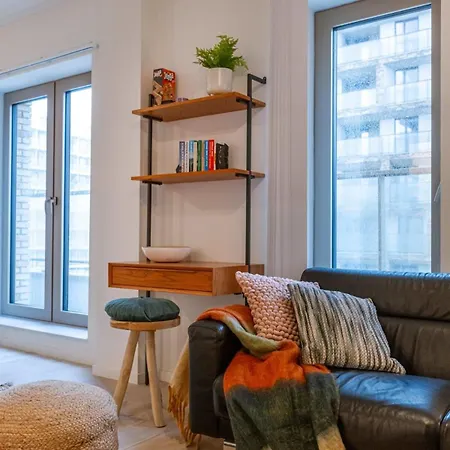 Pretty Furnished Near The Sea *